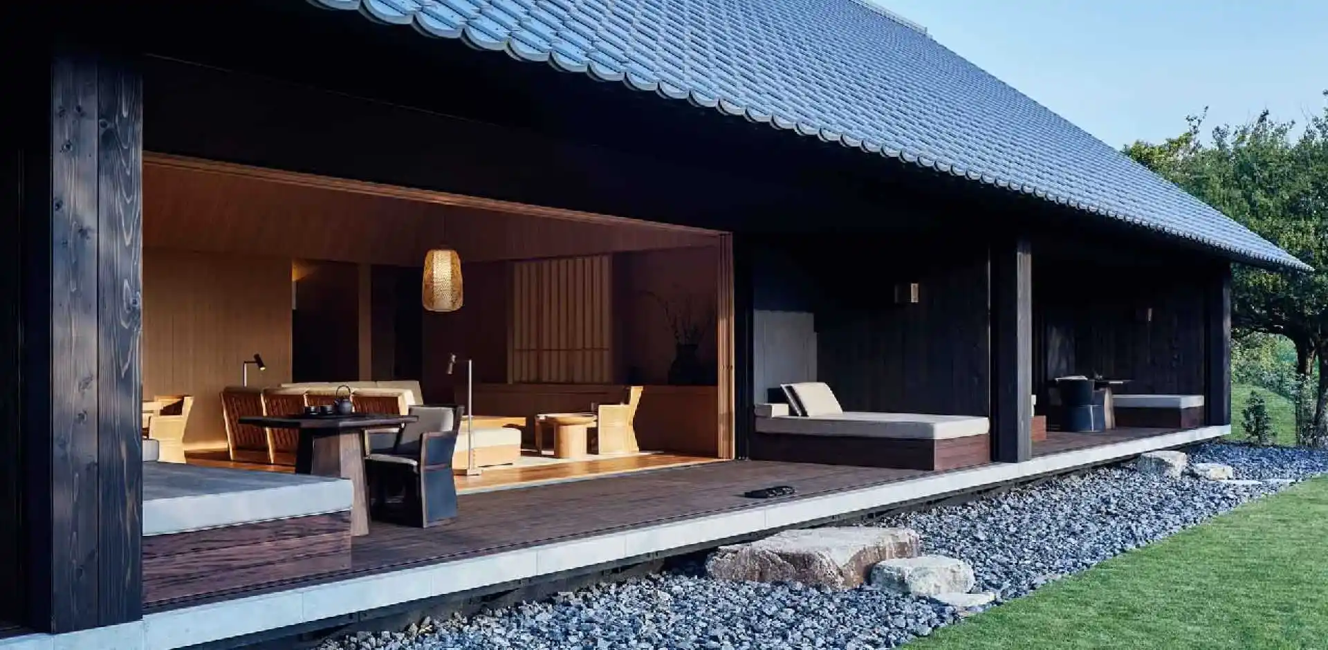 JAP154_4_5.webp