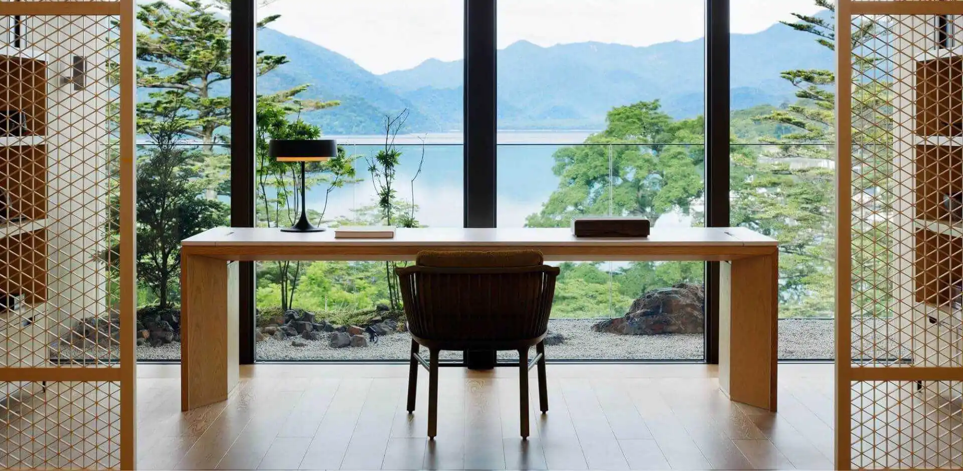 JAP188_4_5.webp