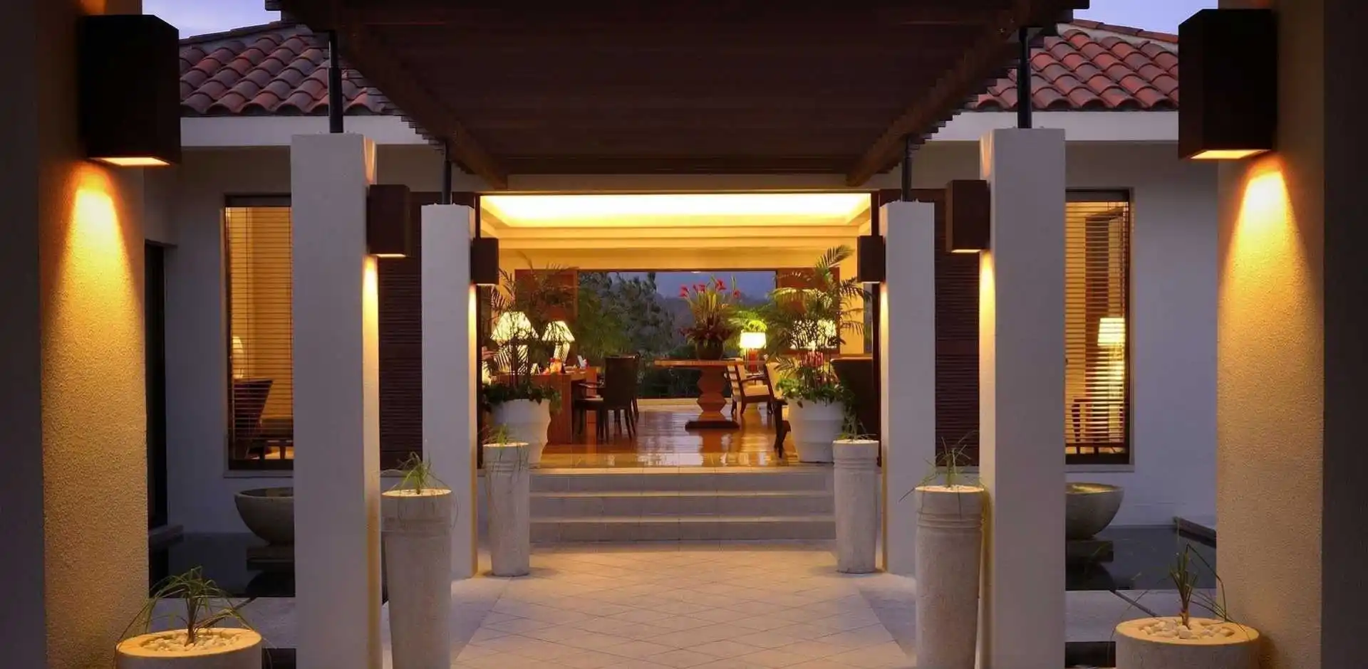 JAP193_3_5.webp
