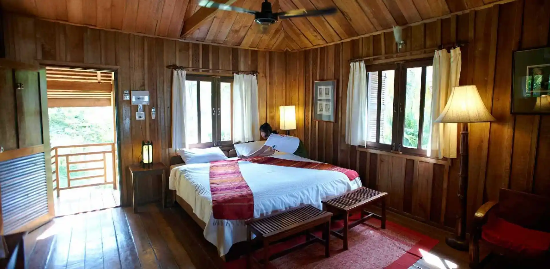 LAO153_4_5.webp