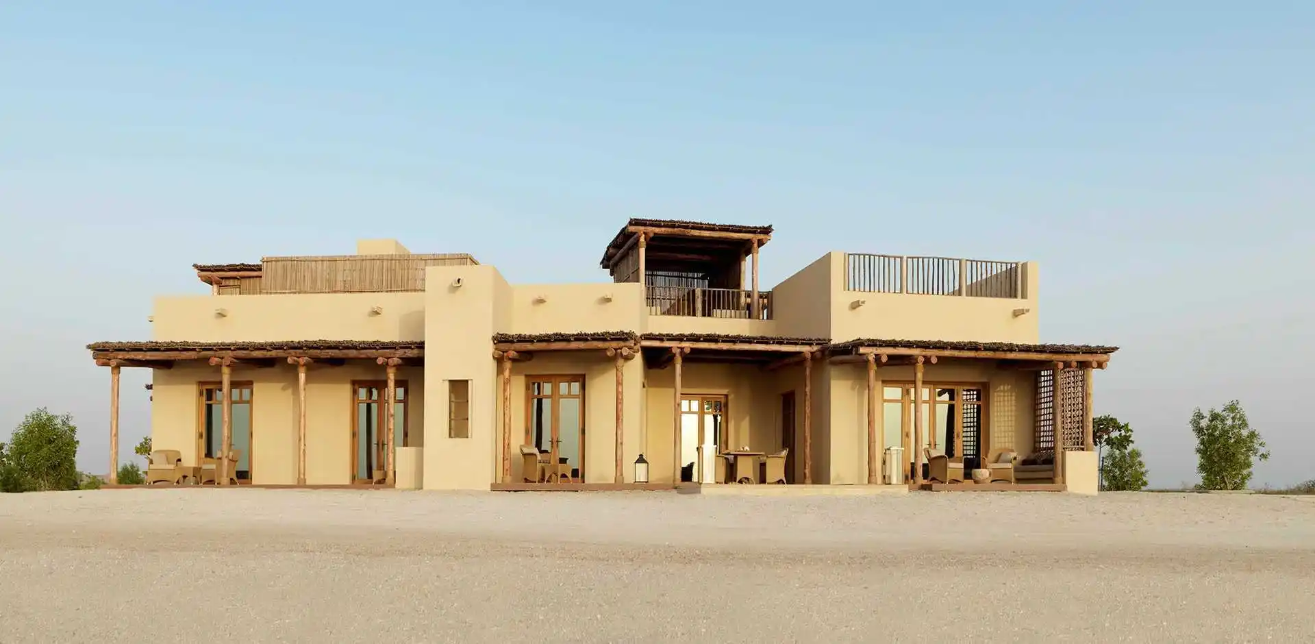 UAE155_1_5.webp