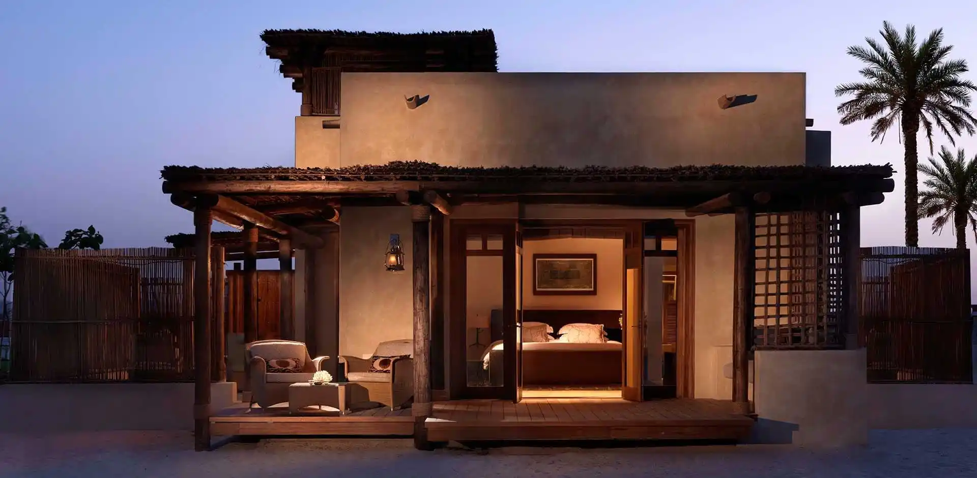 UAE155_2_5.webp