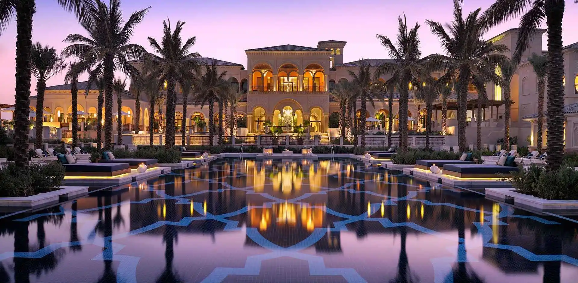 UAE160_1_5.webp