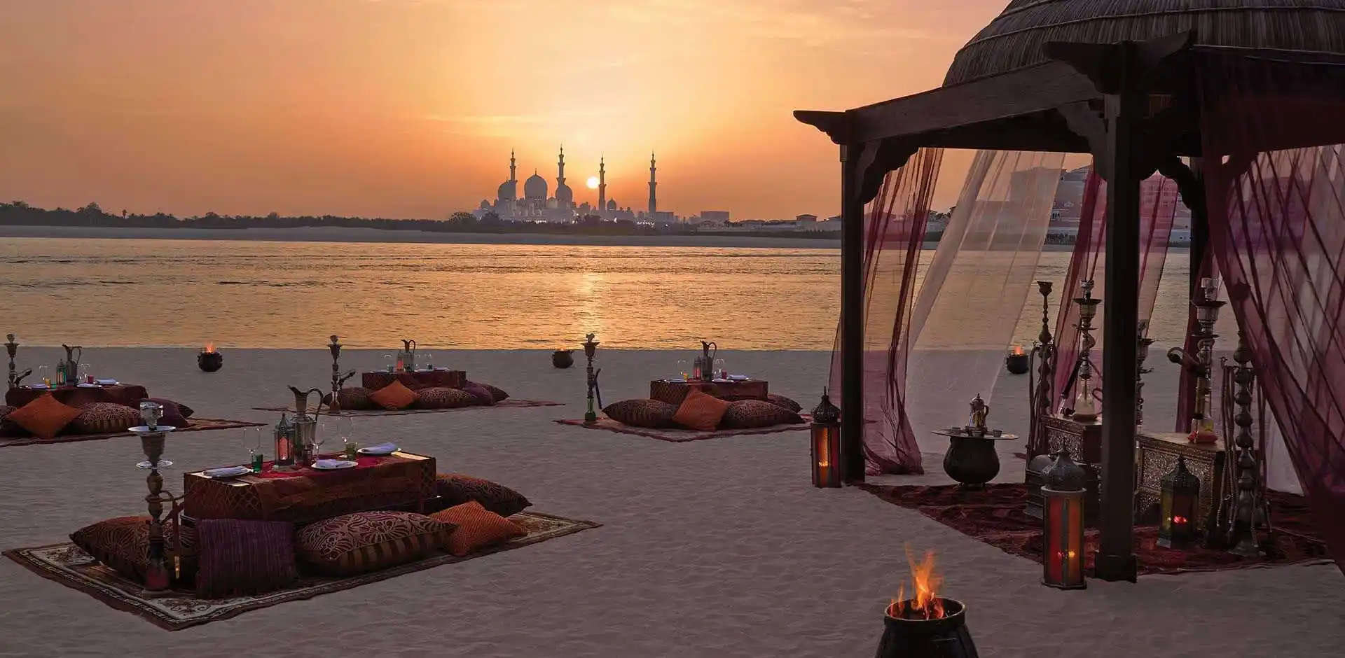 UAE166_6_5.webp
