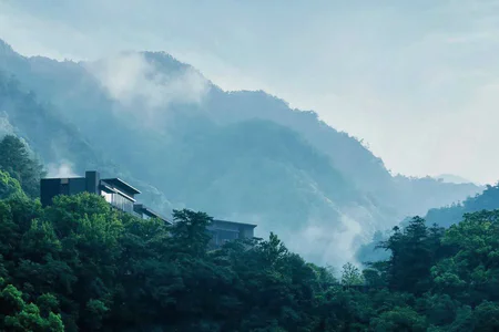 HOSHINOYA Guguan