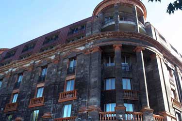 Tufenkian Historic Yerevan Hotel