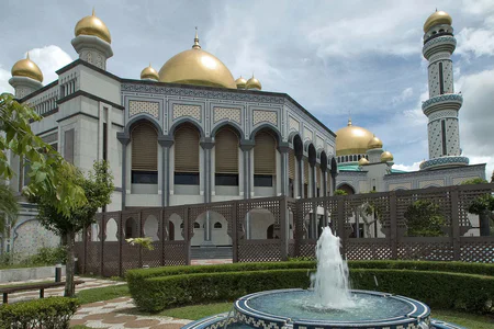 Brunei Rainforest & River Adventure