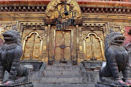 Nepal Luxury Himalayan Explorer