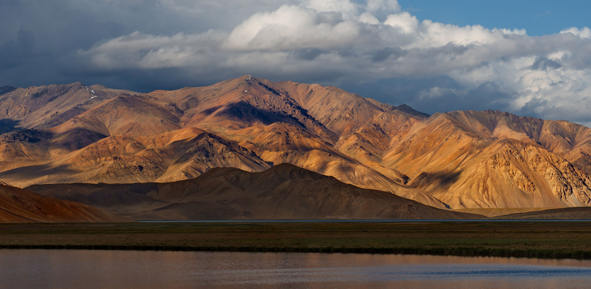 Bulunkul & Yashilkul Lakes