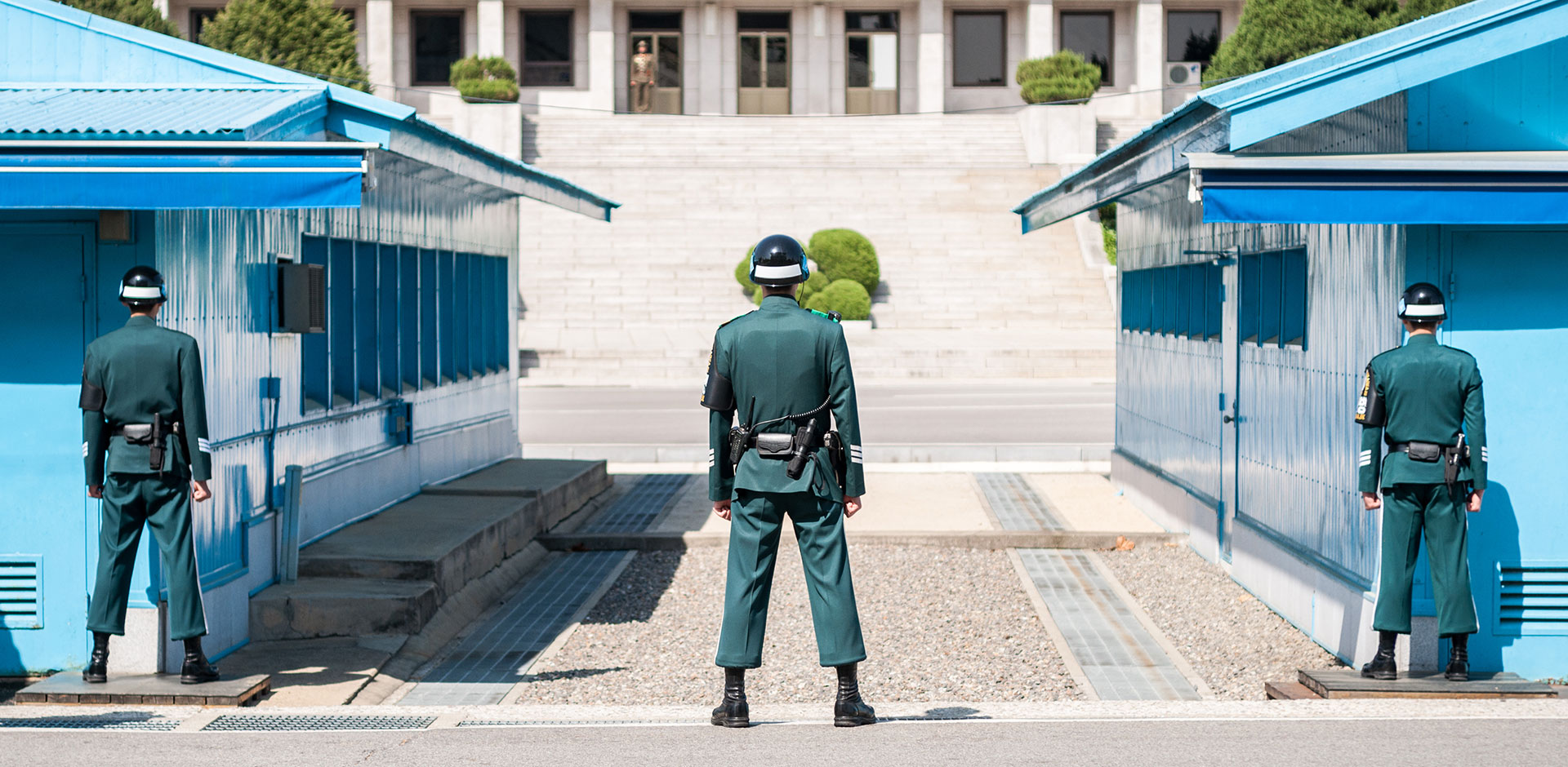 DMZ (Demilitarized Zone) 