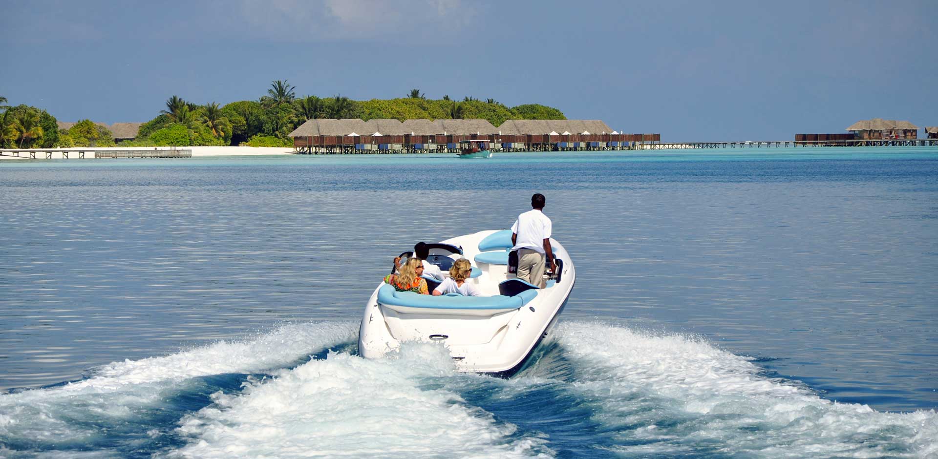 Resorts by Speedboat